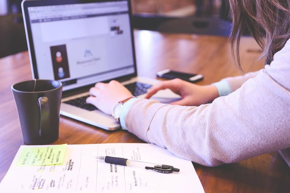 Kewajiban Perpajakan Bagi UKM/UMKM dan Panduan Pengisian SPT Online